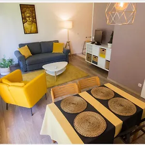 Charming Studio With Parking & Terrace Vieux Lille